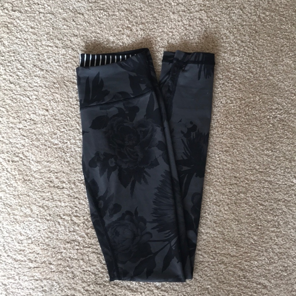 Lululemon tights